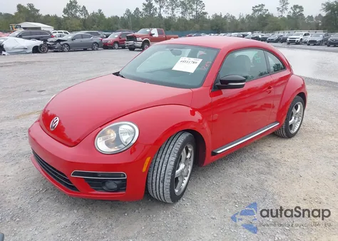2014 Volkswagen Beetle 2.0T R-Line из США, поврежденный, VIN 3VW4T7AT9EM631261